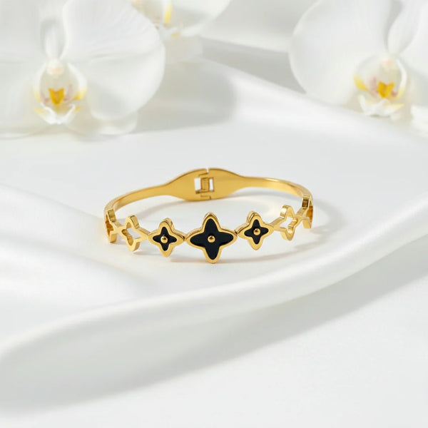 Black Clover Charm Bangle